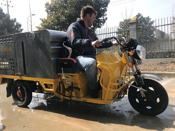 車載高壓清洗機.jpg 車載高壓清洗機.jpg